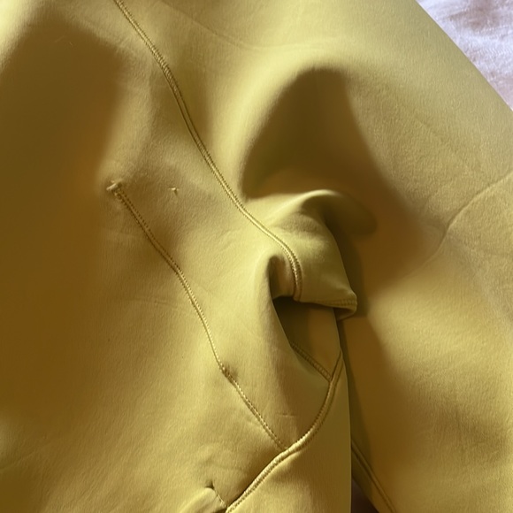 SOLD Lululemon Pullover Size 10 Adjustable Waist - Picture 6 of 9